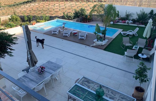 Alomartes House | 200 m² House ∙ 4 bedrooms ∙ 9 guests