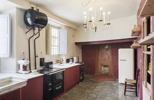 Zujaira Cottage | 20KM FROM GRANADA Boutique Hotel cataloged with more than 150 years. Reformed