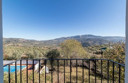 Montefrio House | 240 m² Finca ∙ 4 bedrooms ∙ 10 guests