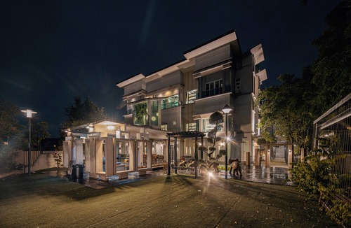 Sea Park Villa | 25000sqft Grand Luxe Villa PJ 13BR 42Pax