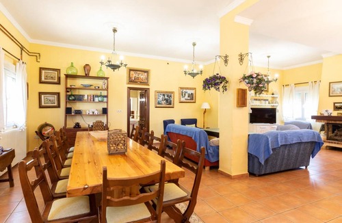 Durcal Villa | 253 m² Villa ∙ 6 bedrooms ∙ 13 guests