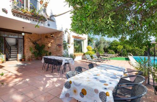 Beznar Villa | 268 m² Villa ∙ 6 bedrooms ∙ 12 guests