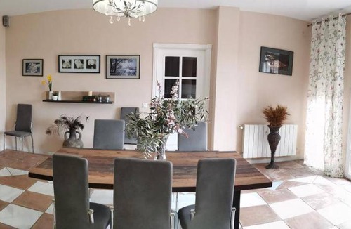 Castril House | 280 m² House ∙ 4 bedrooms ∙ 13 guests