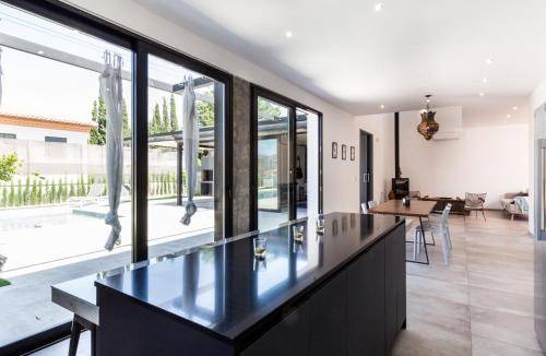 Melegis Villa | 293 m² Villa ∙ 3 bedrooms ∙ 6 guests