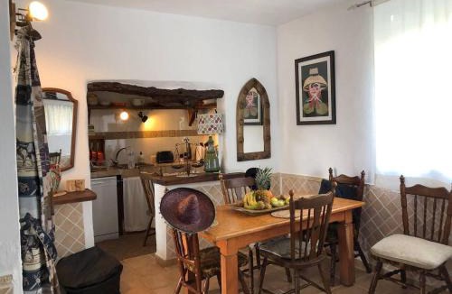Loja House | 3 Bed Lodge - Sleeps 6 - Pool - Terrace - Parking