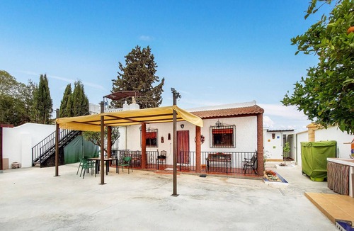 Cullar Vega House | 3 bedroom accommodation in El Ventorrillo