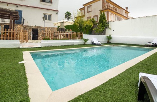 Padul House | 300 m² House ∙ 6 bedrooms ∙ 13 guests