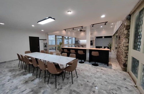 Kuala Lumpur Villa | 3000 m² Villa ∙ 3 bedrooms ∙ 20 guests