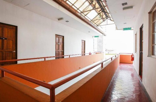 Kuala Lumpur City Centre Hotel | 32 m² Hotel ∙ 127 guests