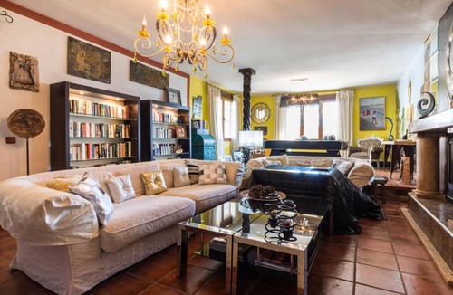 Padul Villa | 331 m² Villa ∙ 7 bedrooms ∙ 12 guests
