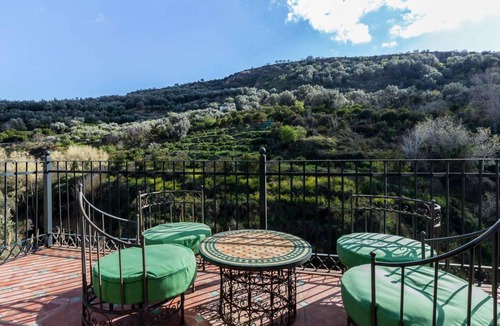 El Valle Villa | 393 m² Villa ∙ 5 bedrooms ∙ 11 guests