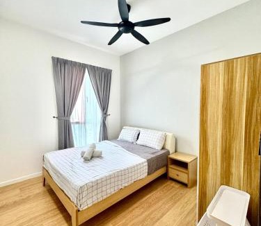 Kampung Segambut Dalam Apartment | 3Room 5 Pax stay in Mont Kiara
