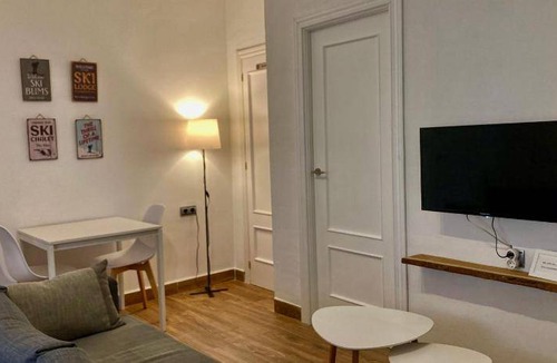 Pinos Genil Apartment | 40 m² Apartment ∙ 1 bedroom ∙ 2 guests