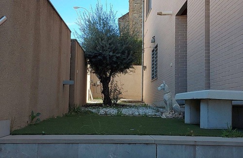 Genil House | 400 m² House ∙ 5 bedrooms ∙ 8 guests