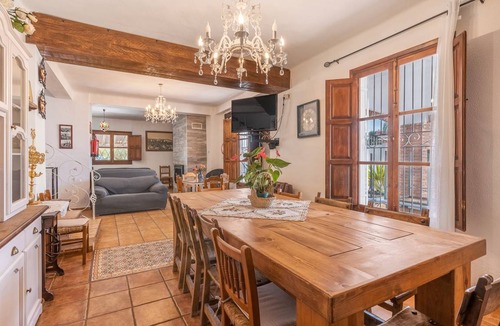 Durcal House | 400 m² House ∙ 7 bedrooms ∙ 14 guests