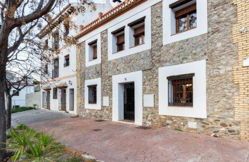 Melegis Villa | 420 m² Villa ∙ 7 bedrooms ∙ 16 guests