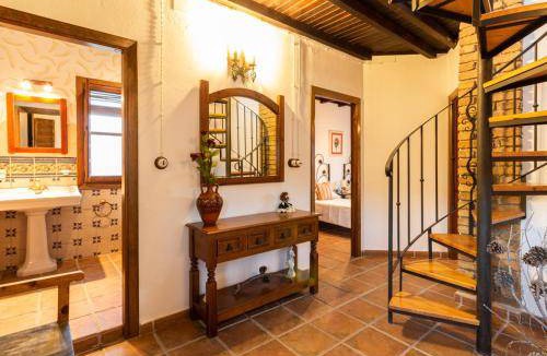 Melegis Villa | 420 m² Villa ∙ 7 bedrooms ∙ 16 guests
