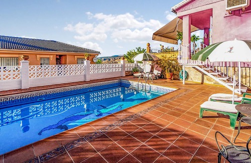 Barrio de la Vega House | 5 bedroom accommodation in Monachil