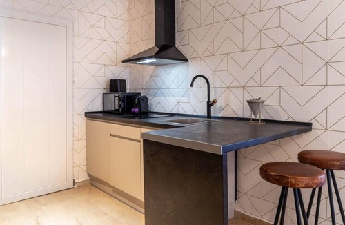 Central District Apartment | 50 m² Apartment ∙ 4 guests