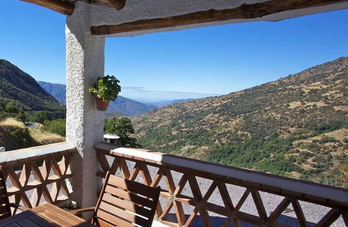 Bubion Apartment | 50 m² Apartment ∙ 2 bedrooms ∙ 4 guests