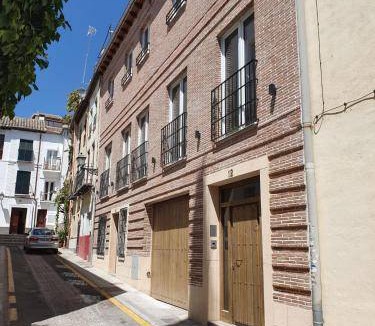 Central District Apartment | 60 m² Apartment ∙ 2 bedrooms ∙ 4 guests