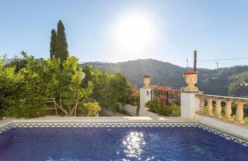 Conchar Villa | 600 m² Villa ∙ 6 bedrooms ∙ 14 guests