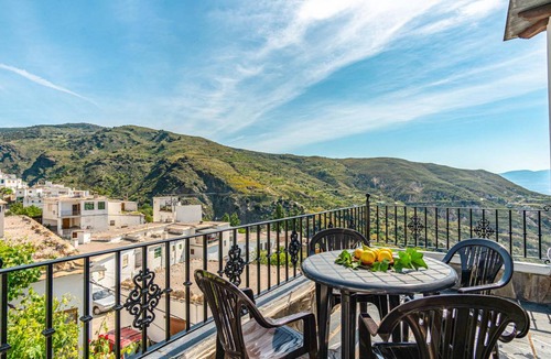 Mecina Bombaron House | 65 m² House ∙ 2 bedrooms ∙ 4 guests