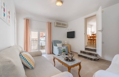 Quentar House | 70 m² House ∙ 2 bedrooms ∙ 4 guests
