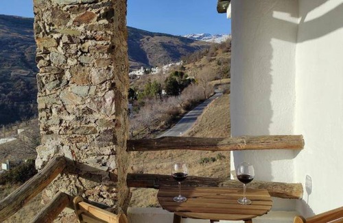 Bubion Apartment | 72 m² Apartment ∙ 2 bedrooms ∙ 6 guests