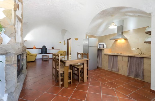 Fonelas House | 75 m² House ∙ 2 bedrooms ∙ 6 guests