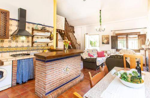 Niguelas House | 80 m² House ∙ 3 bedrooms ∙ 6 guests