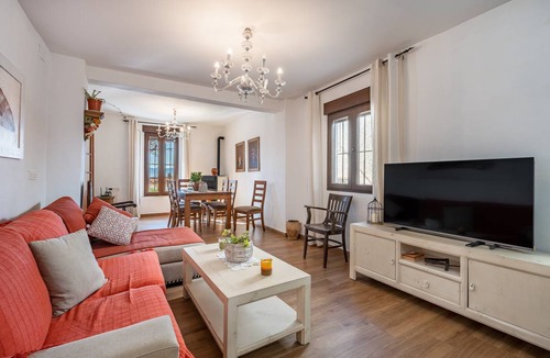 Niguelas House | 80 m² House ∙ 4 bedrooms ∙ 8 guests