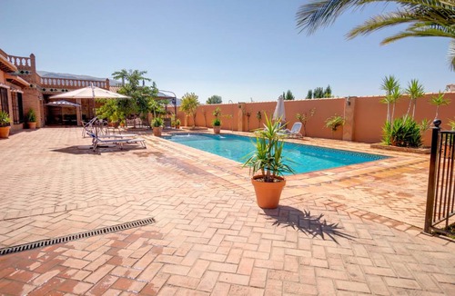Padul Villa | 85 m² Villa ∙ 2 bedrooms ∙ 5 guests