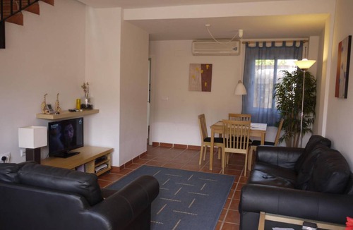 Albunuelas House | 90 m² House ∙ 2 bedrooms ∙ 4 guests