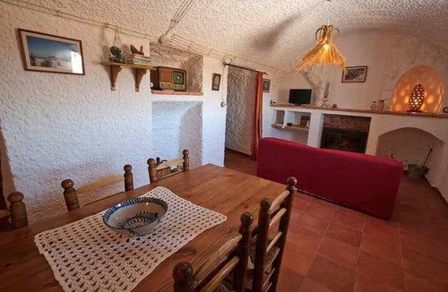 Gorafe House | 90 m² House ∙ 2 bedrooms ∙ 5 guests
