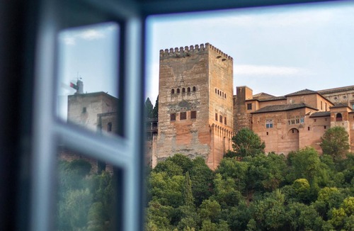San Pedro Apartment | A Piece of Heaven Over the Alhambra