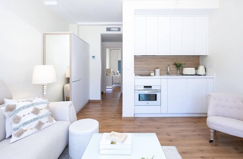 San Pedro Apartment | A Piece of Heaven over the Alhambra 2br