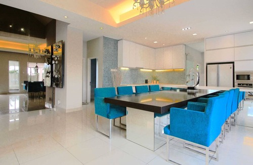 Cheras House | A Stylish & Comfy 4BR House with Gazebo