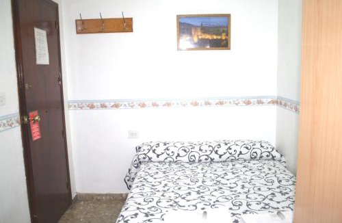 Camino de Ronda House | AB Pension Granada
