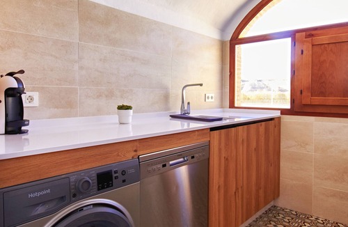 Cortes de Baza Cottage | Abuela Maria cave house