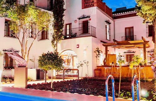 Albaicin Hostel | Alojamiento con encanto La Luna en el Alba