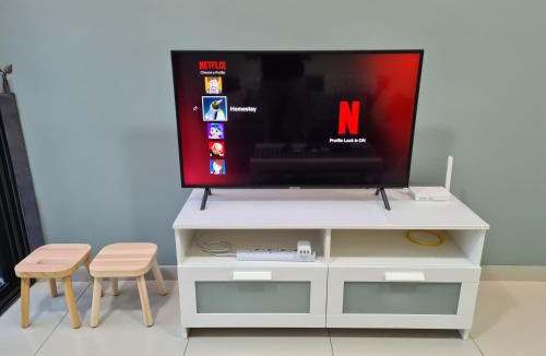 Kampung Bukit Dukong Apartment | Alpine Parkland Netflix 5 beds at MRT Batu 11 Cheras