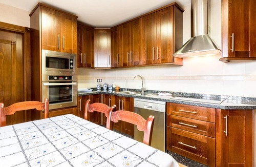 Niguelas Villa | Andalusian house with private pool, views and WiFi