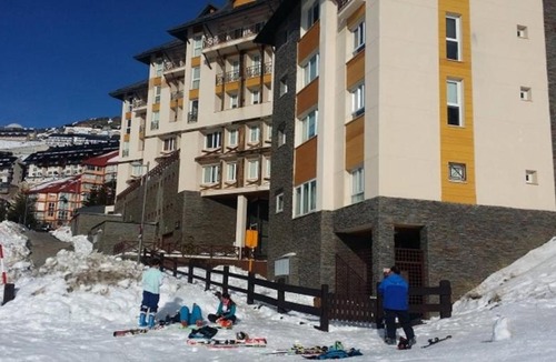 Pradollano Apartment | Apartamento Deluxe a Pie de Pista Miramar Ski