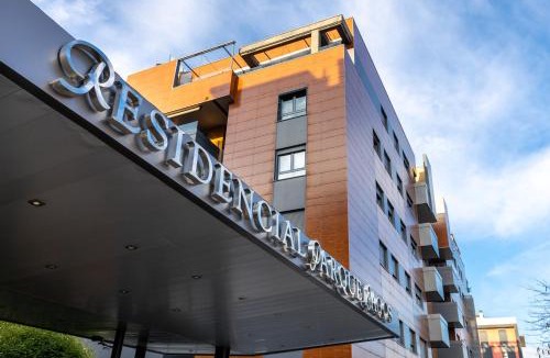 Figares Apartment | Apartamento Fórum-Ciencias con Piscina, Gym & Parking