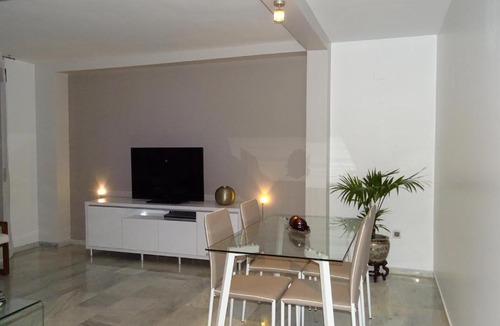Cerrillo de Maracena Apartment | Apartamento Parque Almunia