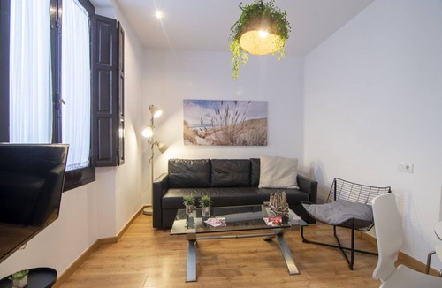 Granada City Center Apartment | Apartment 4d (8p) Frailes