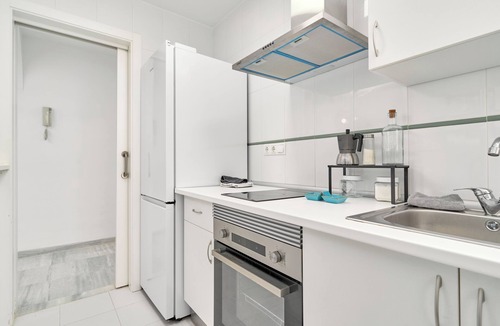 Polopos Apartment | Apartment 'Apartamento Costa Sol' with Shared Pool, Private Terrace and Air Conditioning
