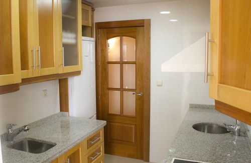 Cervantes Apartment | Apartment 'Apartamento Góngora Congresos' with Mountain Views, Wi-Fi and Air Conditioning