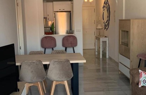 Polopos Apartment | Apartment 'Bonito Costa Tropical' with Shared Pool, Private Terrace and Air Conditioning